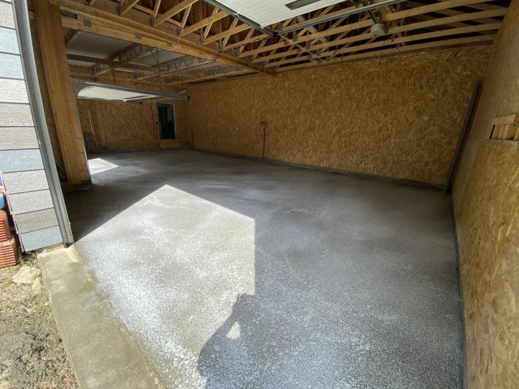 Photo de chantier en cours de réalisation : maison ossature bois écologique en Normandie