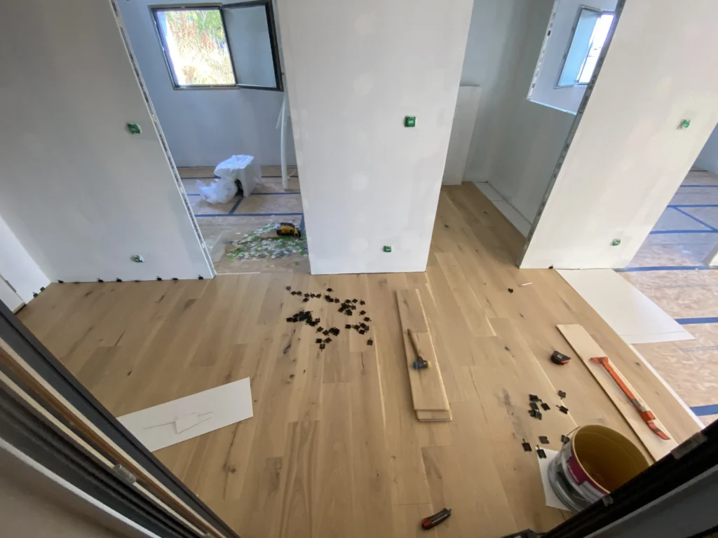 Photo d'une construction d'une maison écologique passive à ossature bois à Condé en Normandie