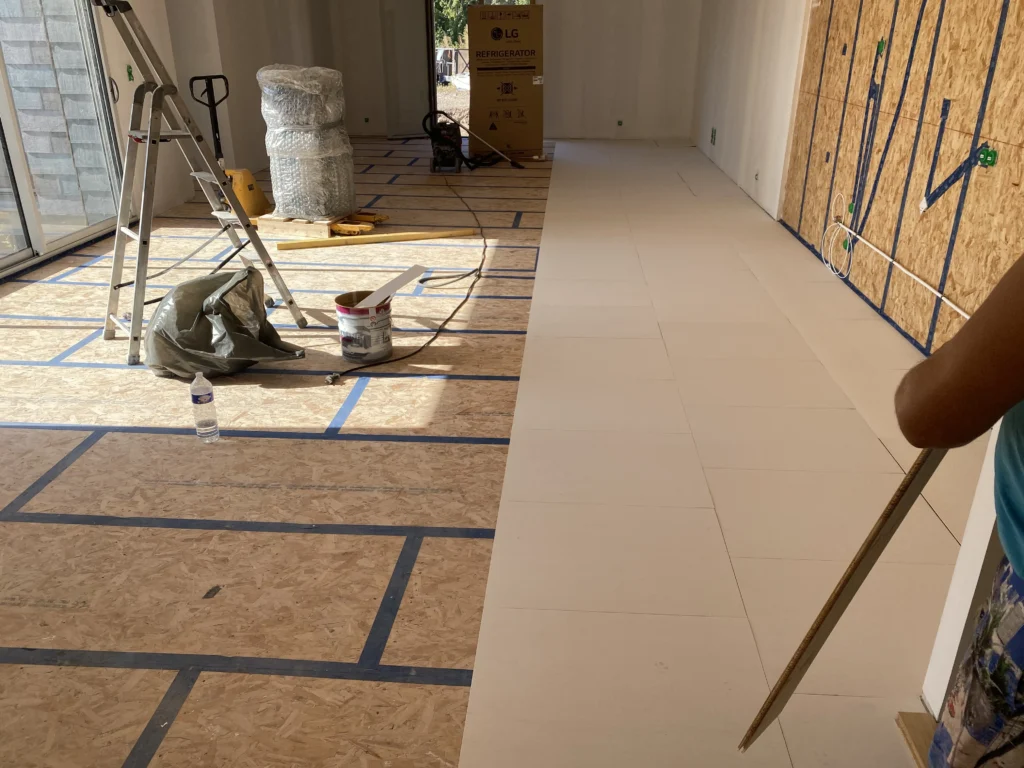 Réalisation d'un plancher pour maison passive écologique en Normandie
